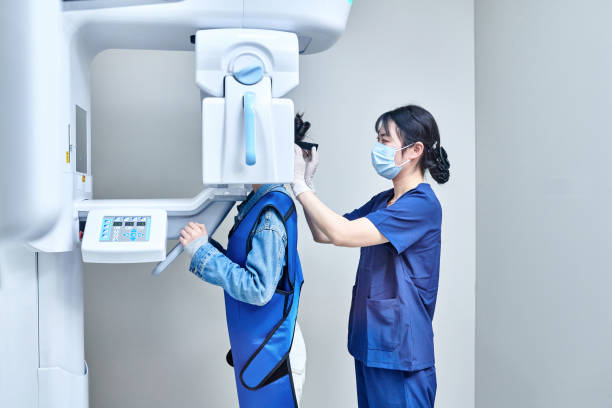 Best Mobile Emergency Dentist in Leonardo, NJ